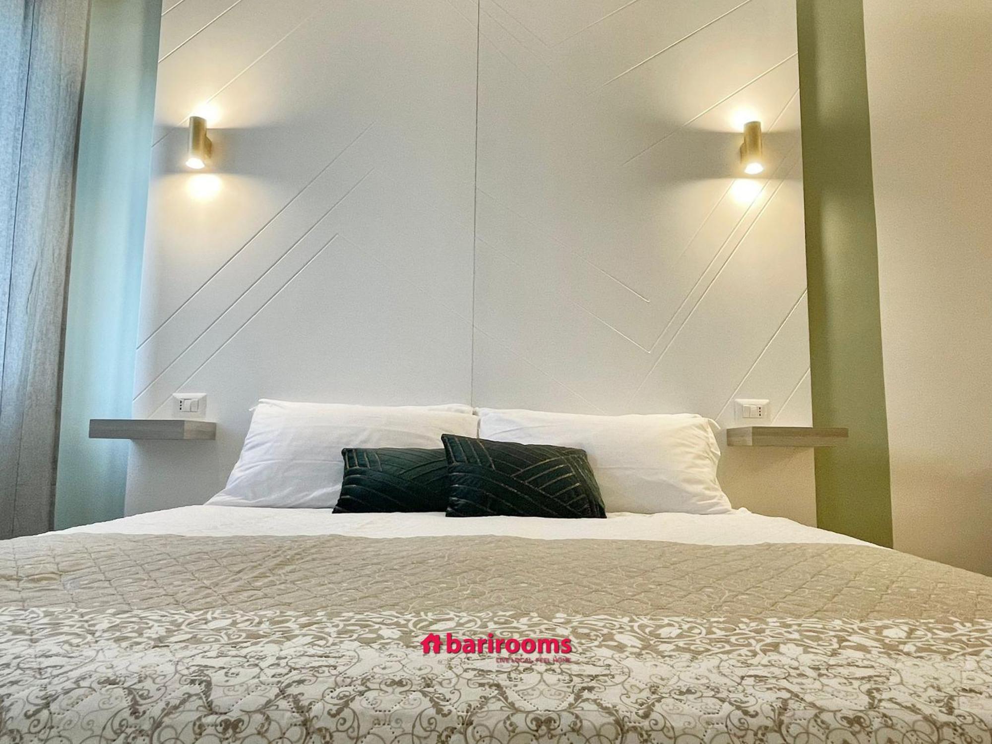 Barirooms - Picca 24 *